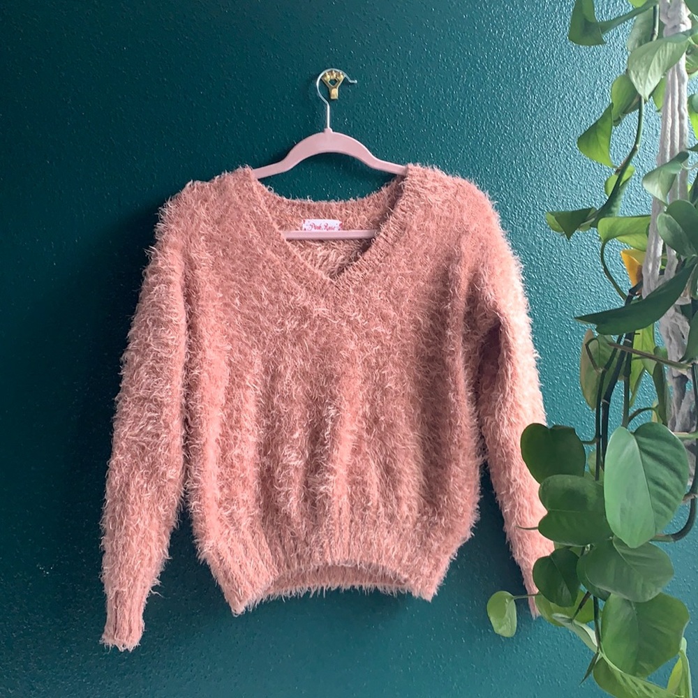 Funky sweater top!